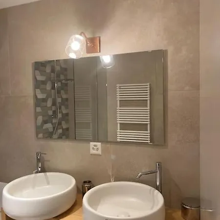 Les Champs Du Levant Apartman