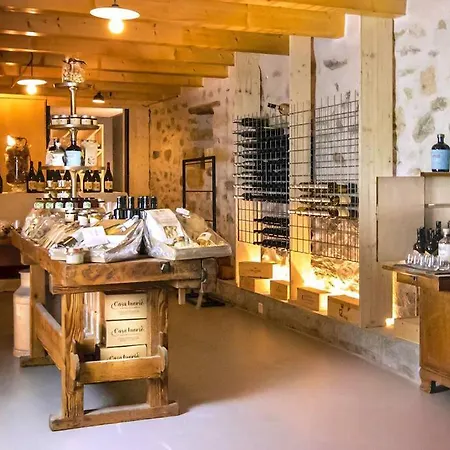 Les Champs Du Levant Apartman